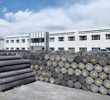 आरपी ग्रेफाइट इलेक्ट्रोड रॉड Hp150mm 250mm 350mm 450mm आर्क फर्नेस फ्यूजिंग Uhp ग्रेड