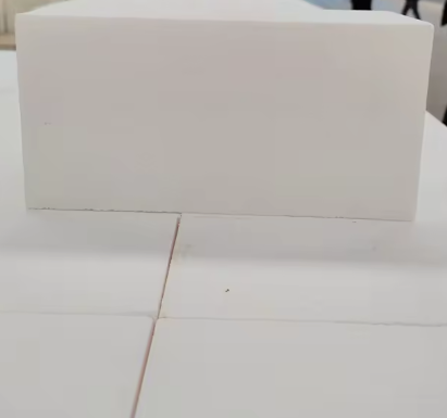 ग्लास मेल्टिंग फर्नेस और हीट ट्रीटमेंट फर्नेस के लिए उच्च तापमान प्रतिरोधी एल्यूमिना खोखली गेंद ईंटें