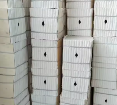 1260C 1430C उच्च तापमान भट्ठी के लिए रेफ्रेक्टरी सिरेमिक फाइबर फोल्डिंग ब्लॉक एल्यूमिना सिलिकेट सिरेमिक मॉड्यूल